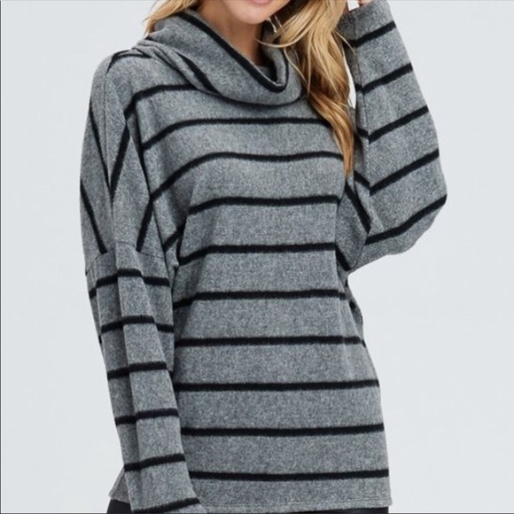 OCTOBER LOVE STRIPED SOFT TOP - Picture 2 of 3